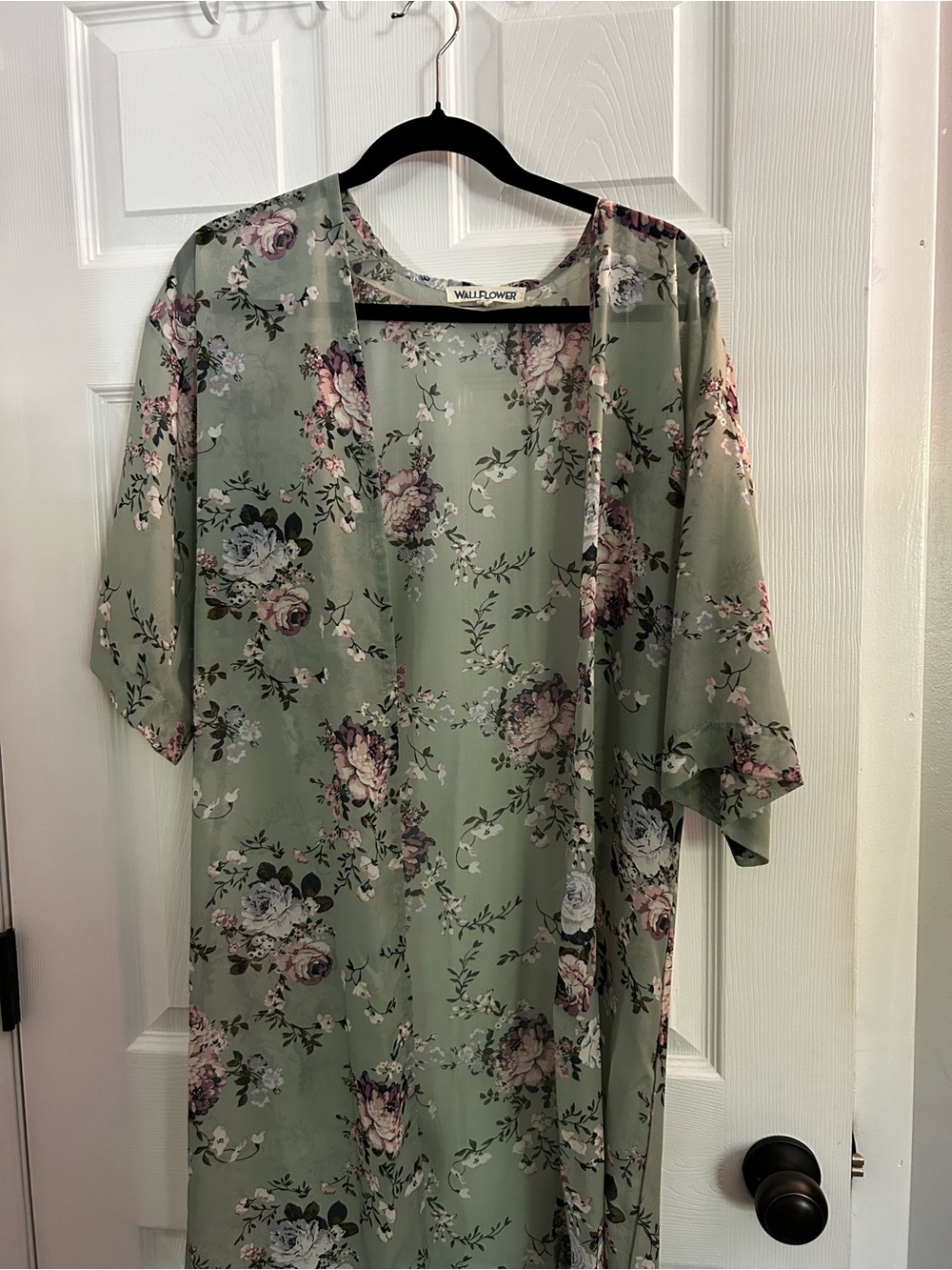 Wallflower Sage Green Floral Duster Kimono
